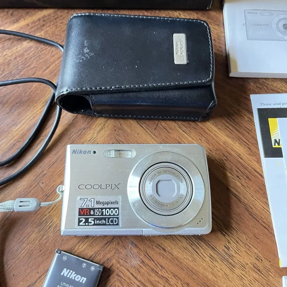 Nikon Coolpix S200  Camera Package Works Silver Battery SD Card Case Manual 7.1